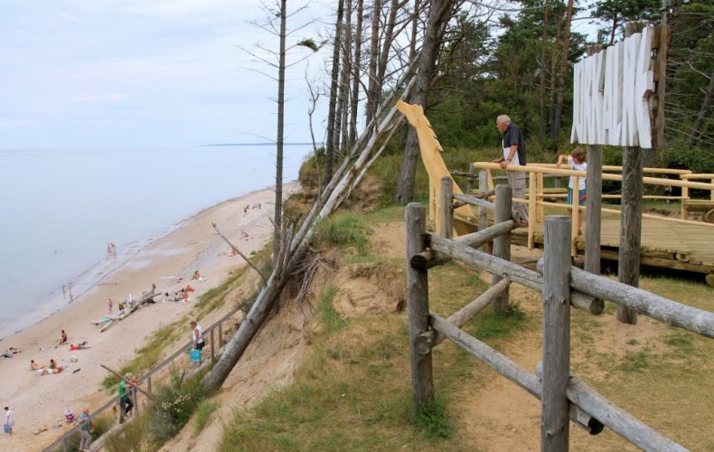 Jūrkalne-stāvkrasts3