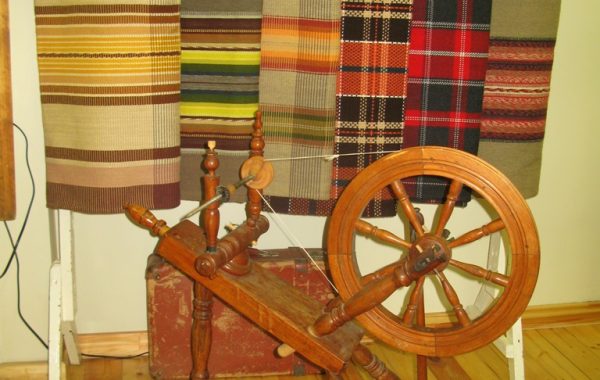 Līgatne-amatu-māja2