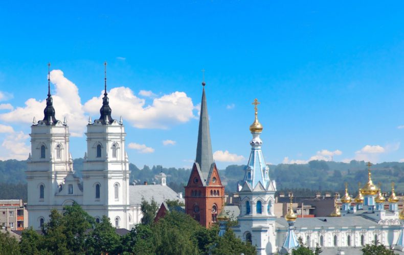 Daugavpils-baznicu-kalns