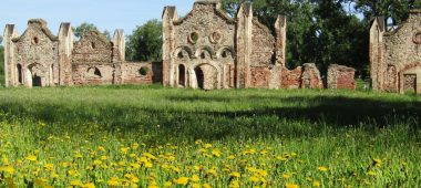 Preili mõisakompleks koos pargiga.