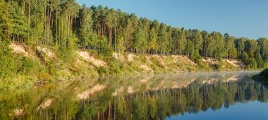 Gauja järsud kaldad