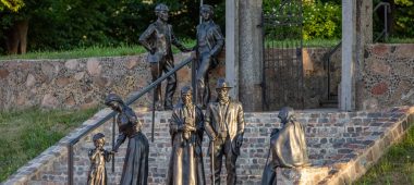 J. Rosenthali maalide pronksskulptuurid