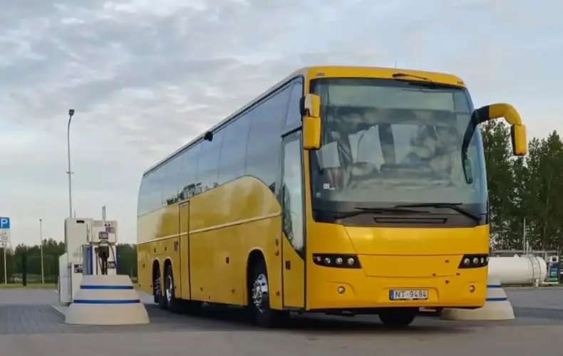 Autobusu_Nomas_Centrs_01