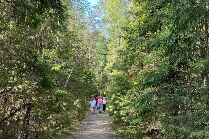 Koolilastele suunatud STEM-ekskursioon Gauja rahvuspargi looduskeskuuses